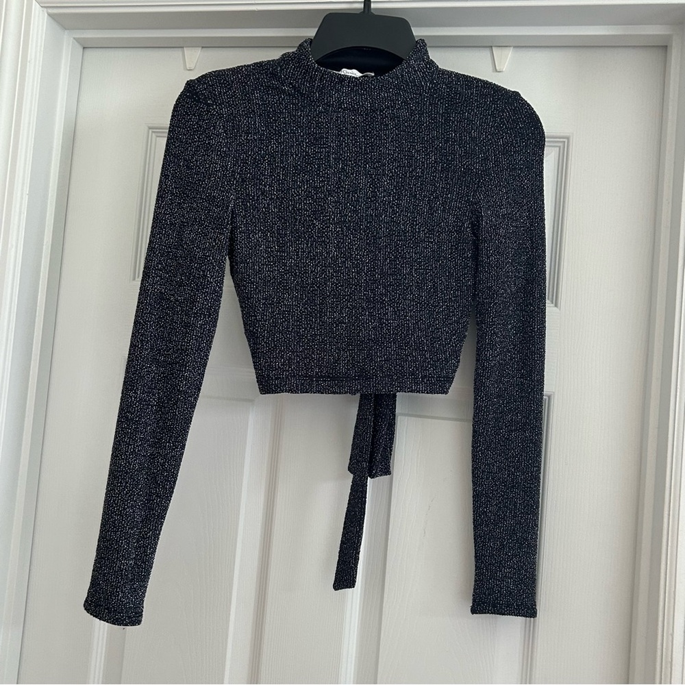 Bcbgeneration Cropped Metallic Cutout Sweater Siz… - image 3